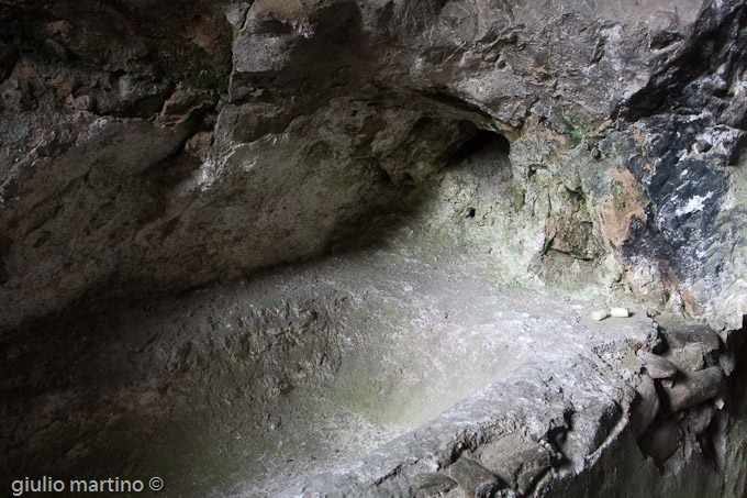 Grotta di San Michele a Tufo